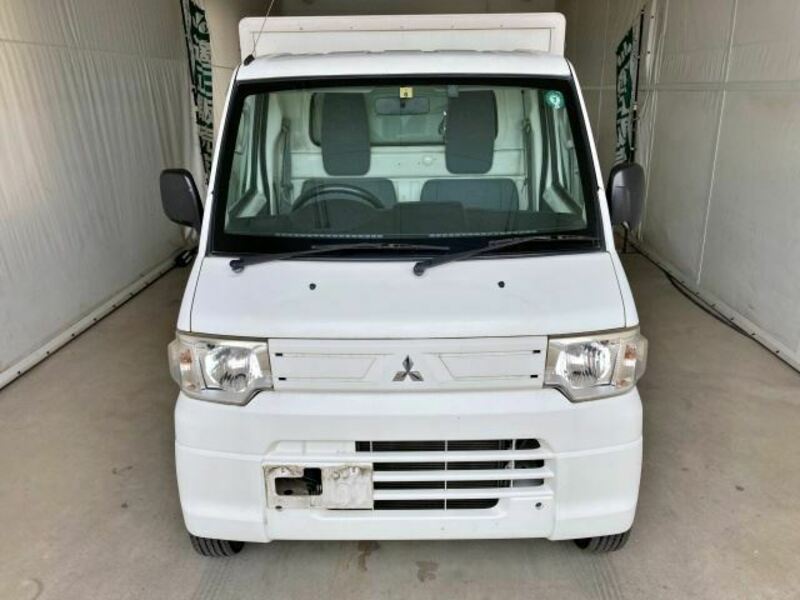MINICAB TRUCK