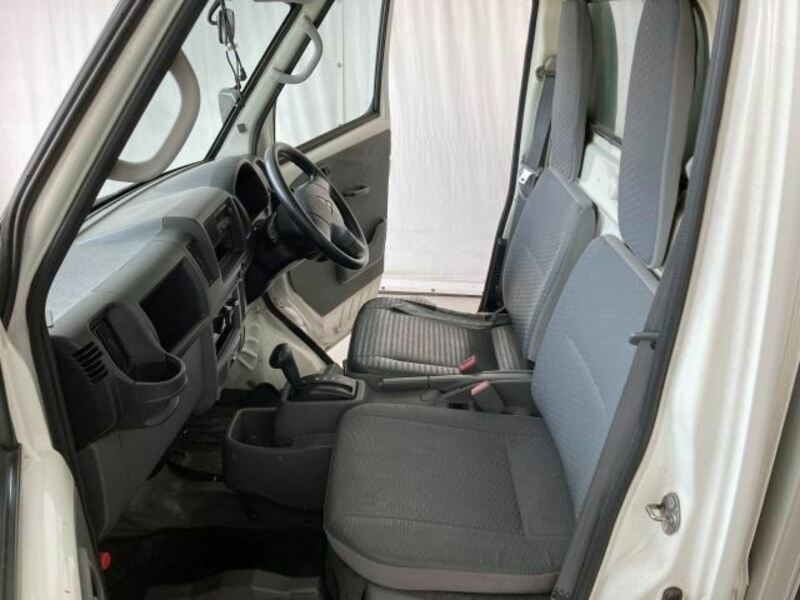 MINICAB TRUCK