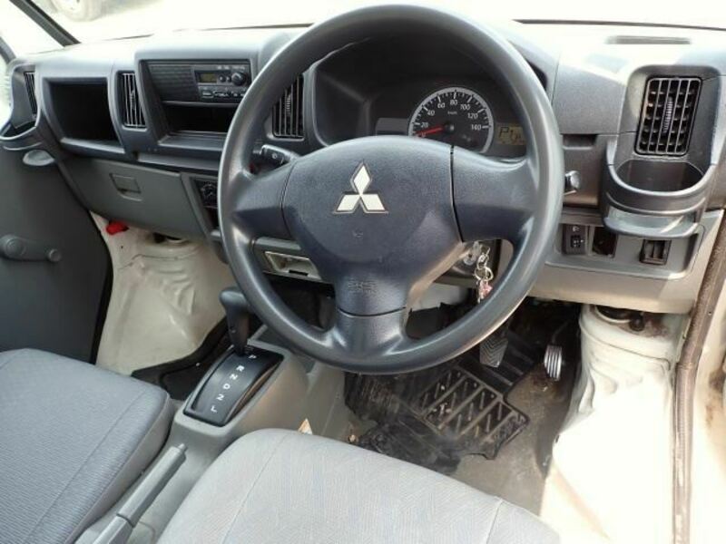 MINICAB TRUCK