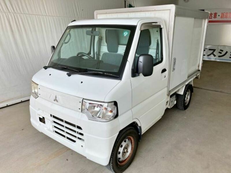MINICAB TRUCK