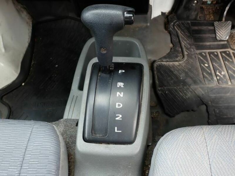MINICAB TRUCK