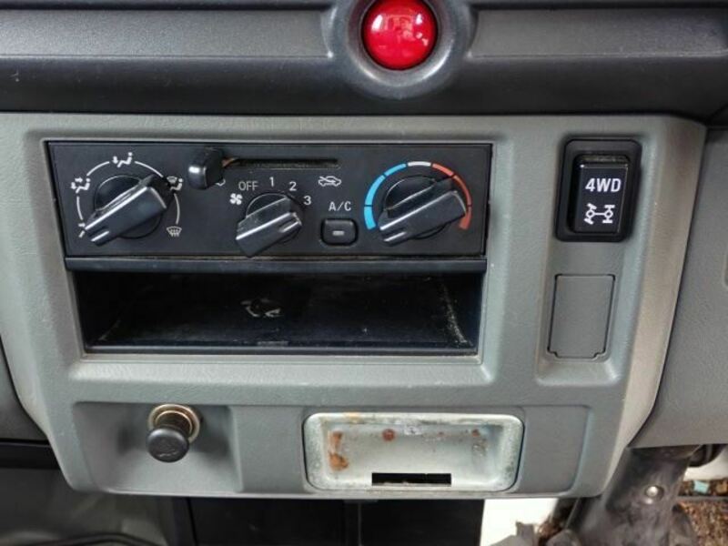 MINICAB TRUCK