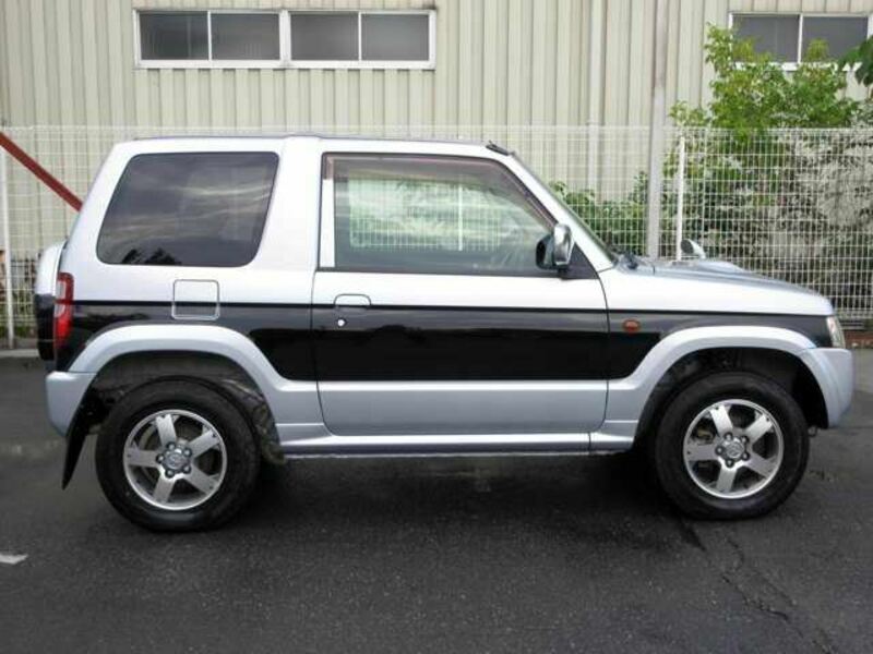 PAJERO MINI