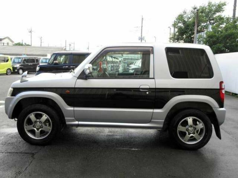PAJERO MINI