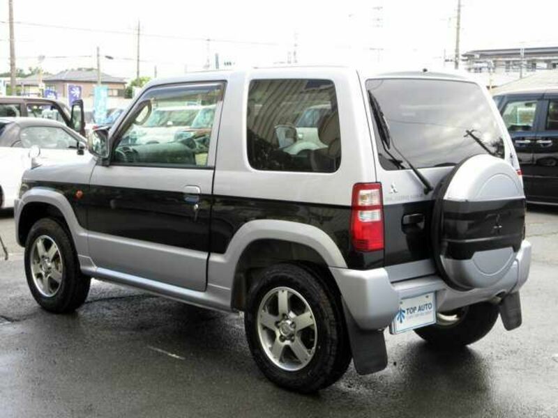 PAJERO MINI