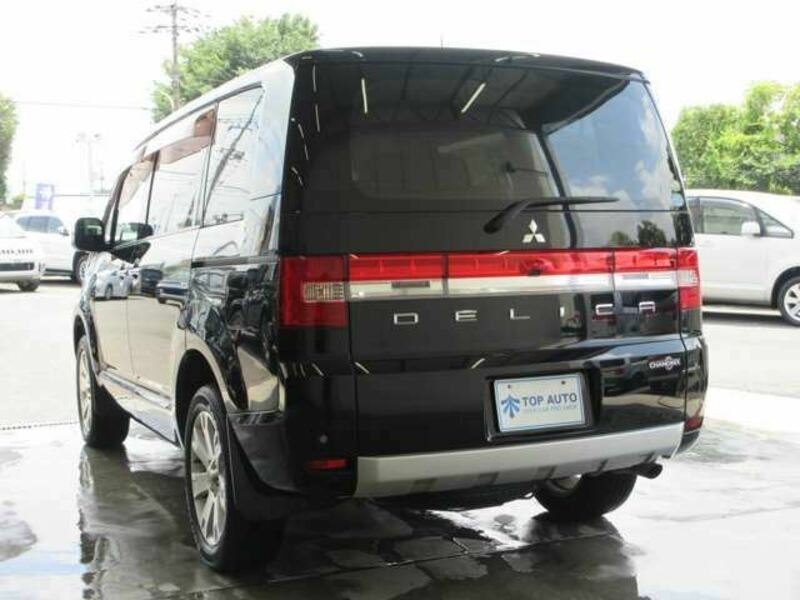 DELICA D5