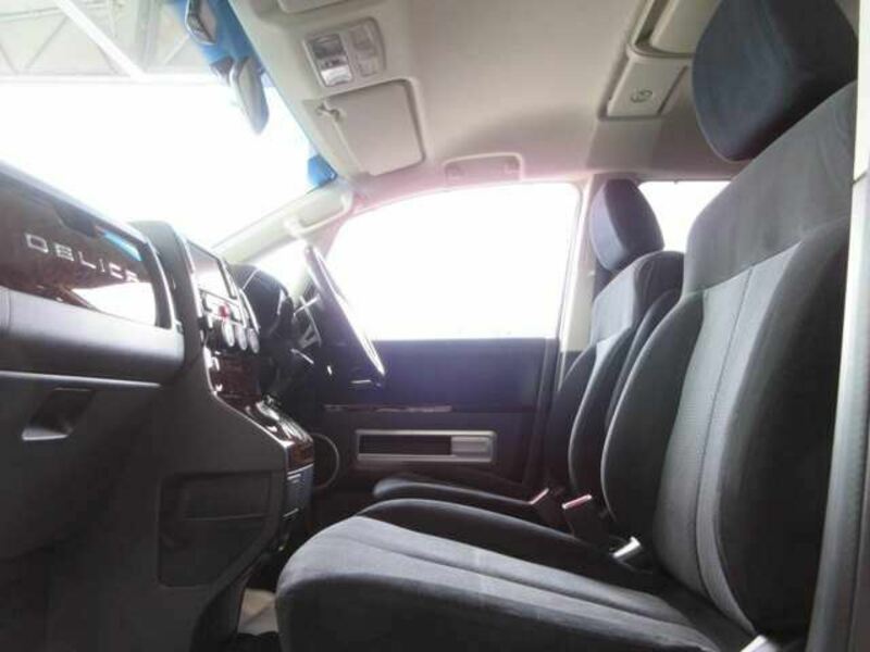 DELICA D5