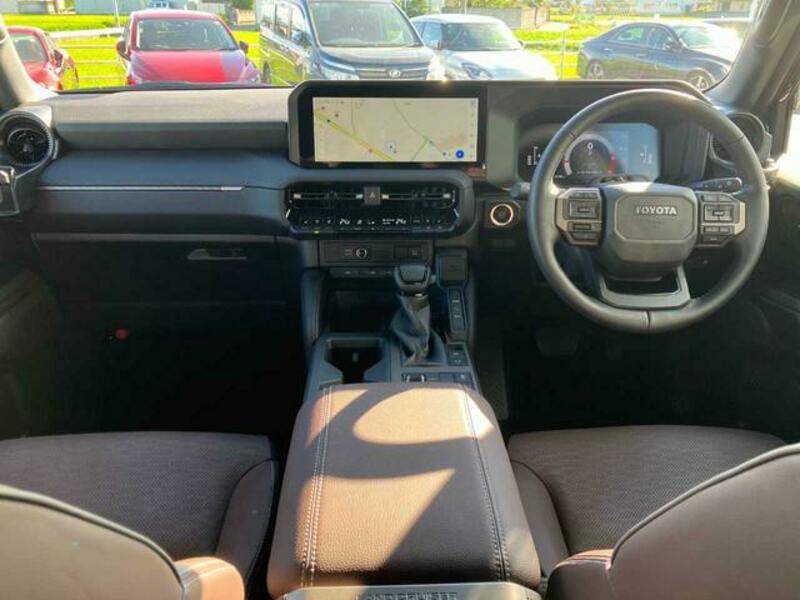 LAND CRUISER 250