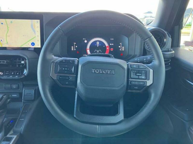 LAND CRUISER 250