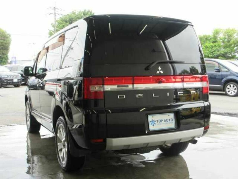DELICA D5
