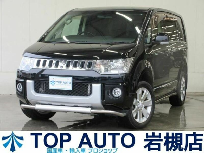 MITSUBISHI DELICA D5