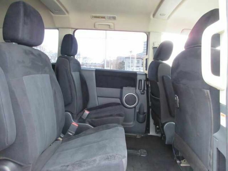 DELICA D5