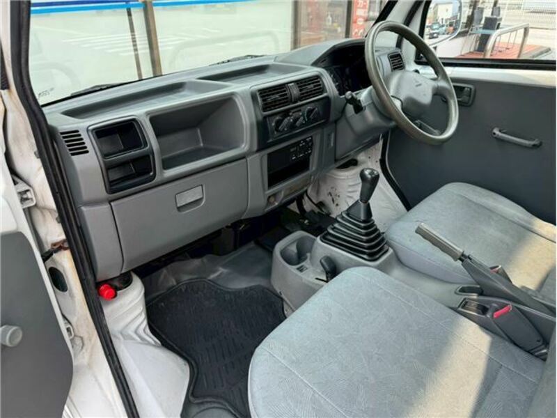 MINICAB TRUCK