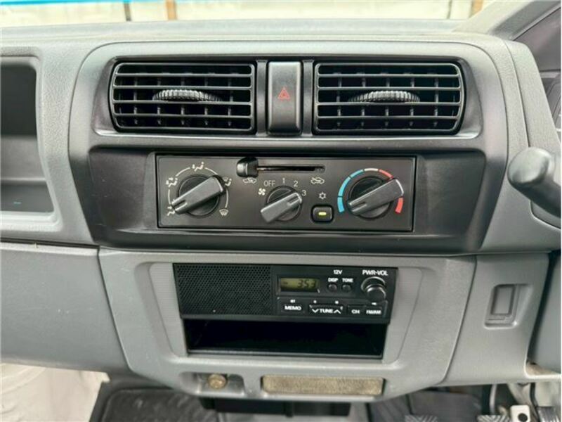 MINICAB TRUCK