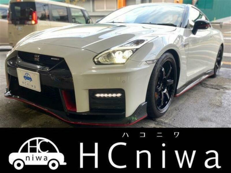 NISSAN GT-R