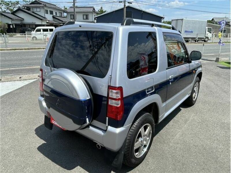 PAJERO MINI