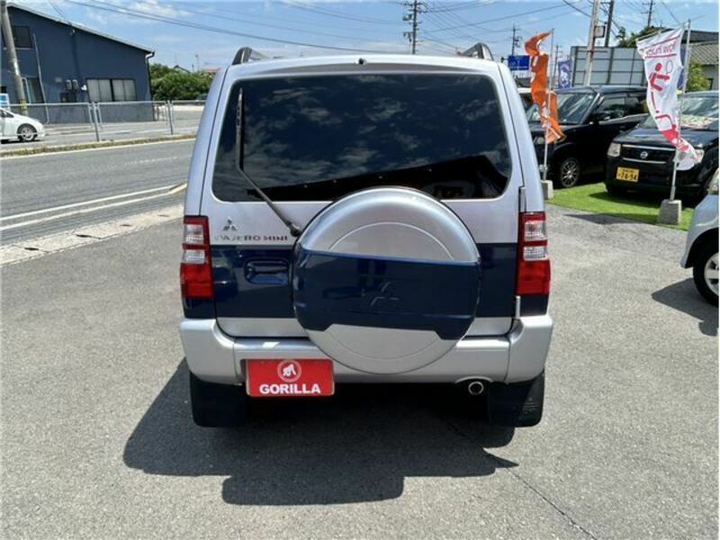 PAJERO MINI