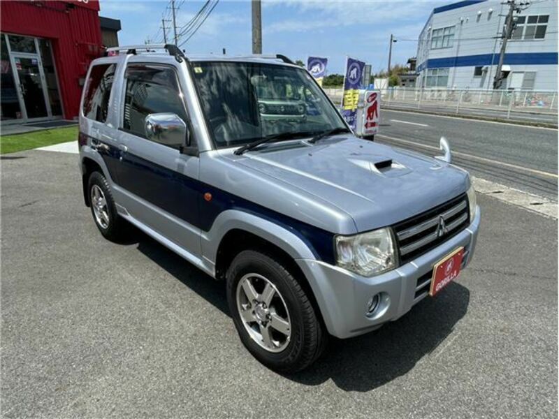 PAJERO MINI