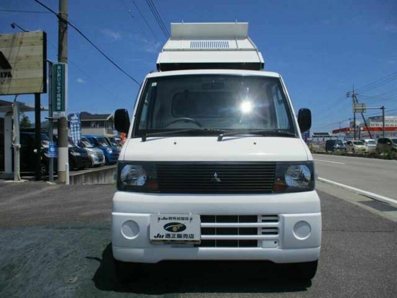 MINICAB TRUCK