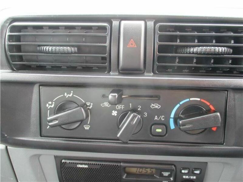 MINICAB TRUCK
