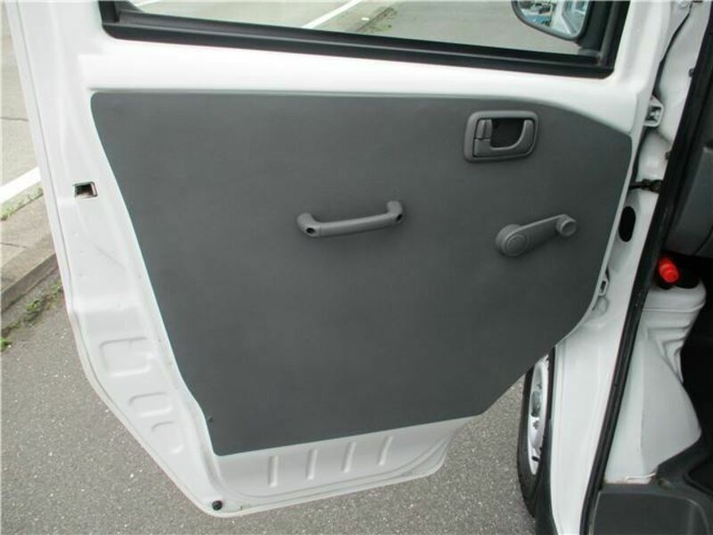 MINICAB TRUCK