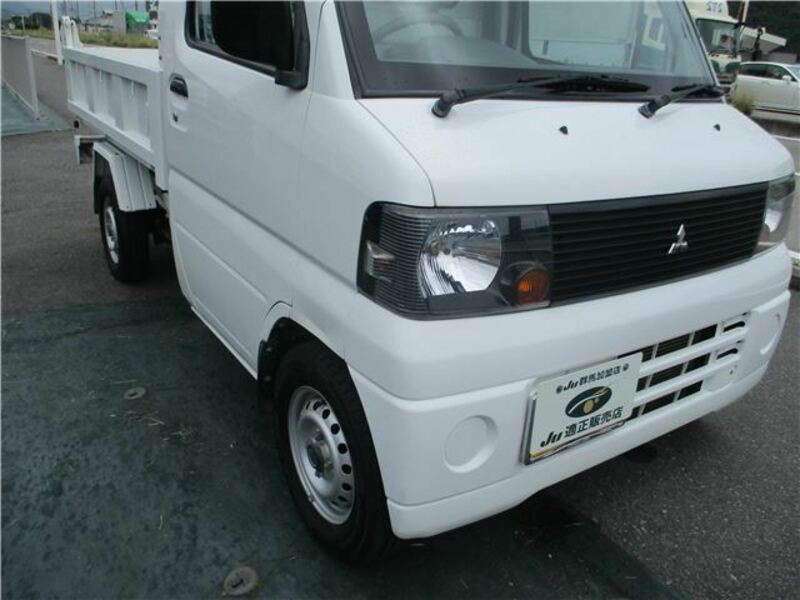 MINICAB TRUCK