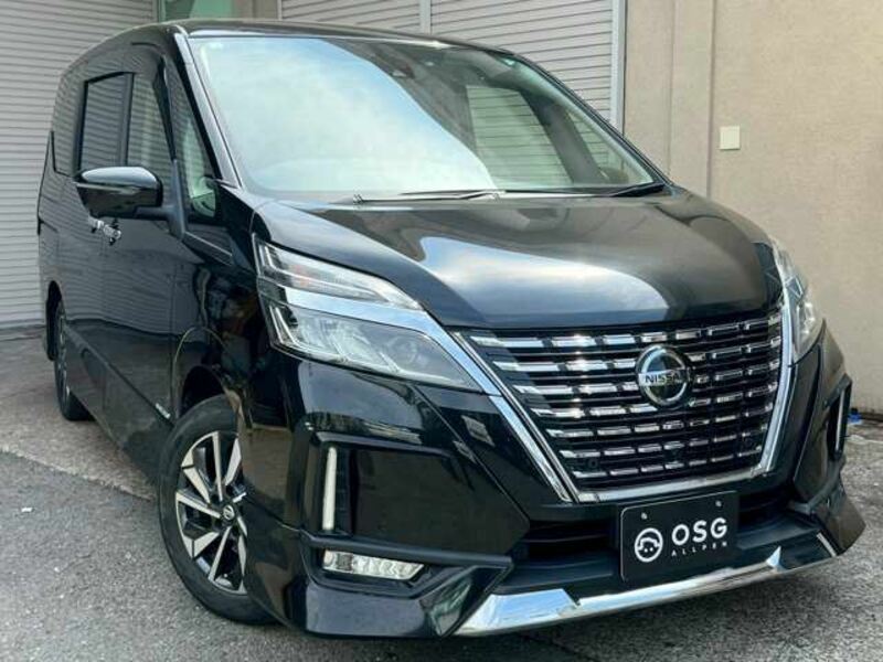 NISSAN SERENA
