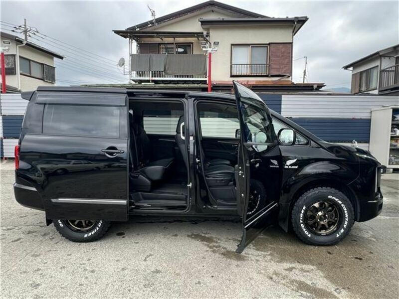 DELICA D5
