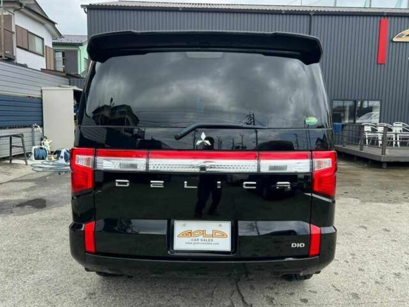 DELICA D5