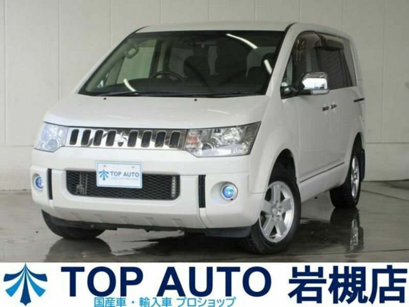 MITSUBISHI DELICA D5