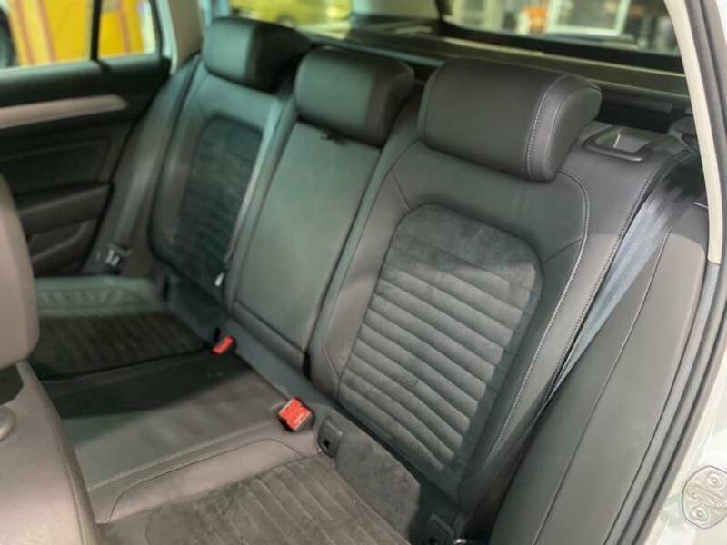 PASSAT VARIANT