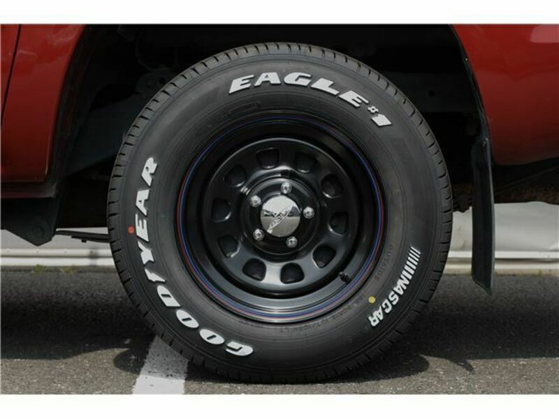 HILUX