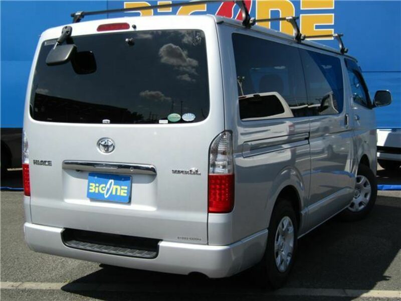 HIACE