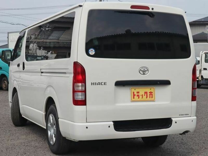 HIACE VAN