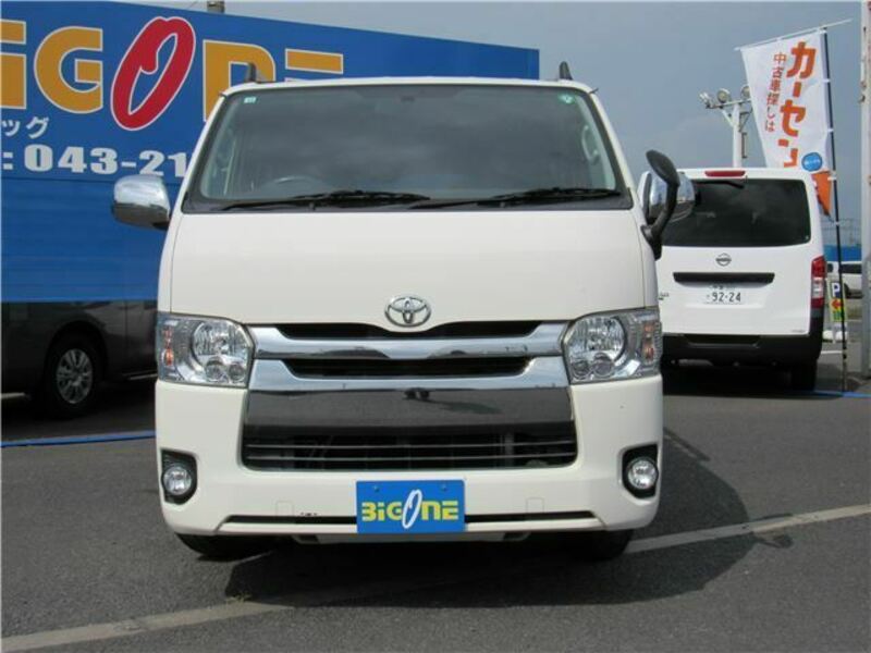 HIACE VAN