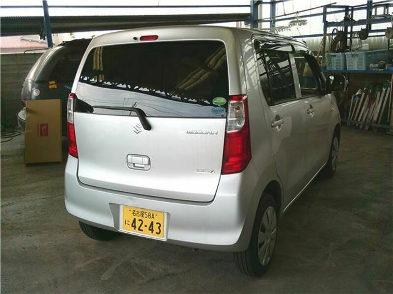 WAGON R