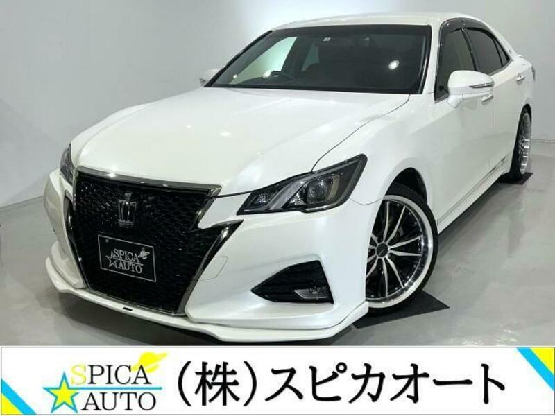 TOYOTA CROWN