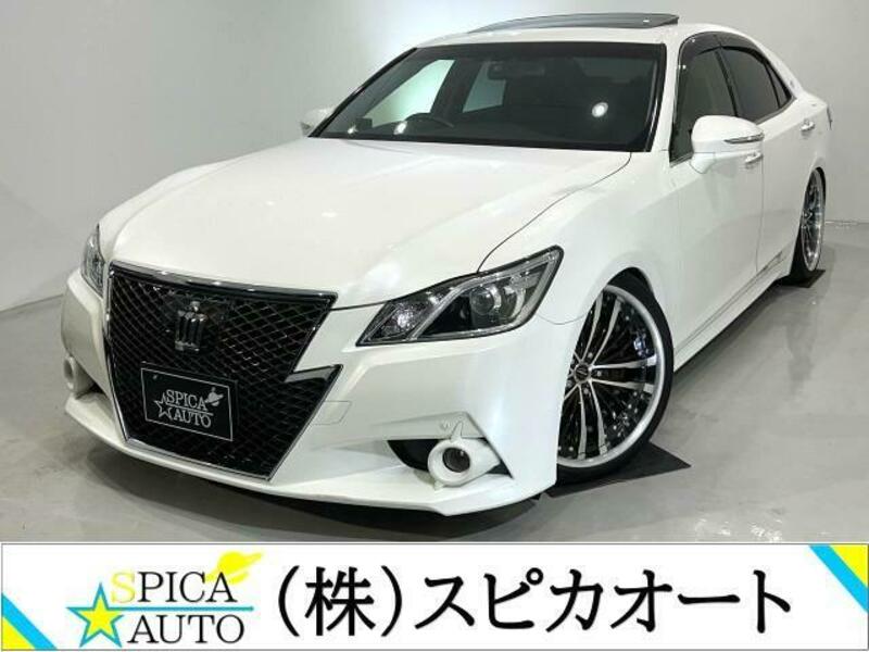 TOYOTA CROWN