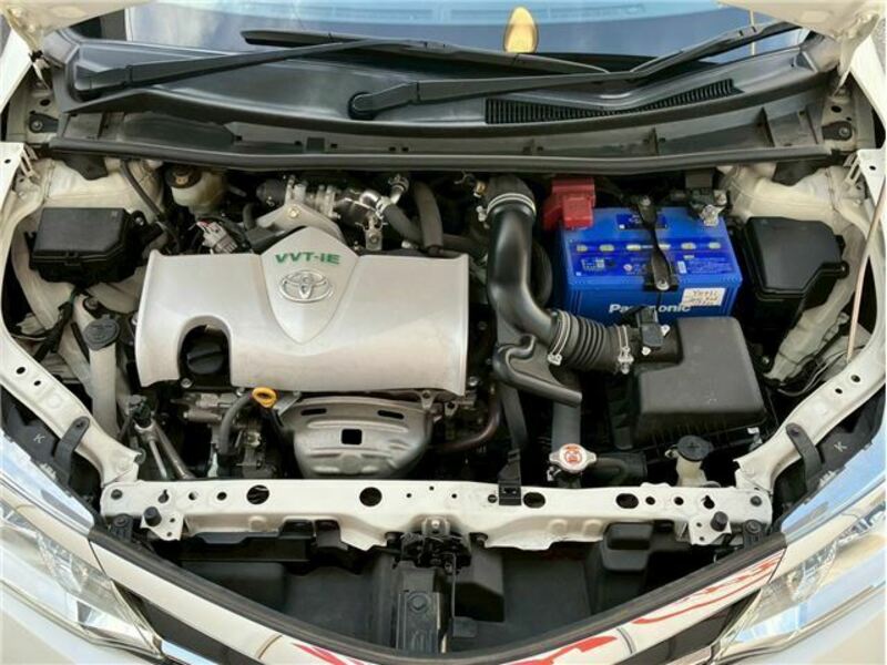 COROLLA AXIO