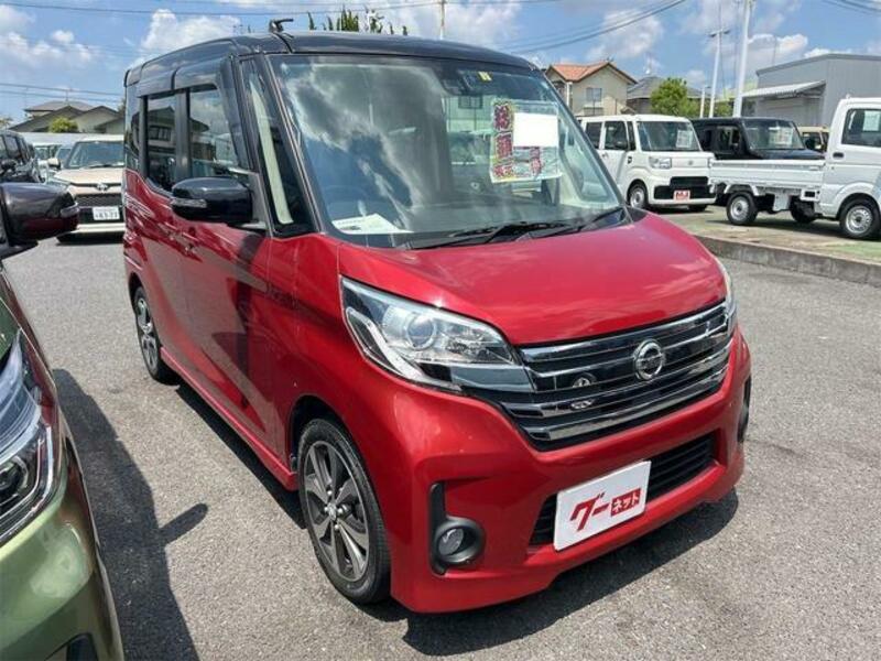 NISSAN DAYZ ROOX