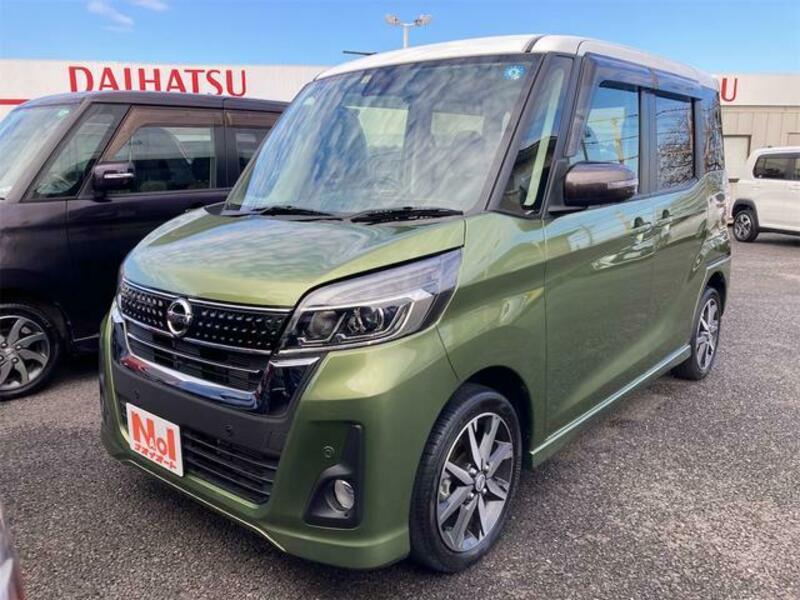 NISSAN DAYZ ROOX