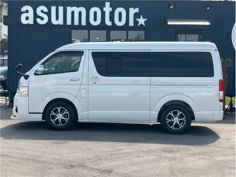 HIACE