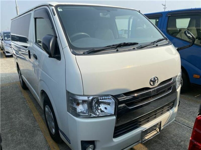 HIACE VAN