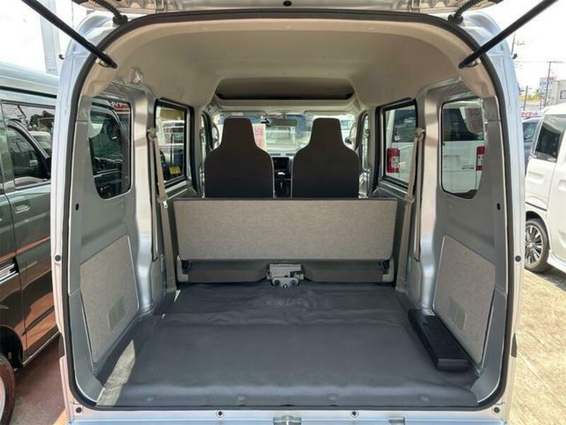 MINICAB VAN
