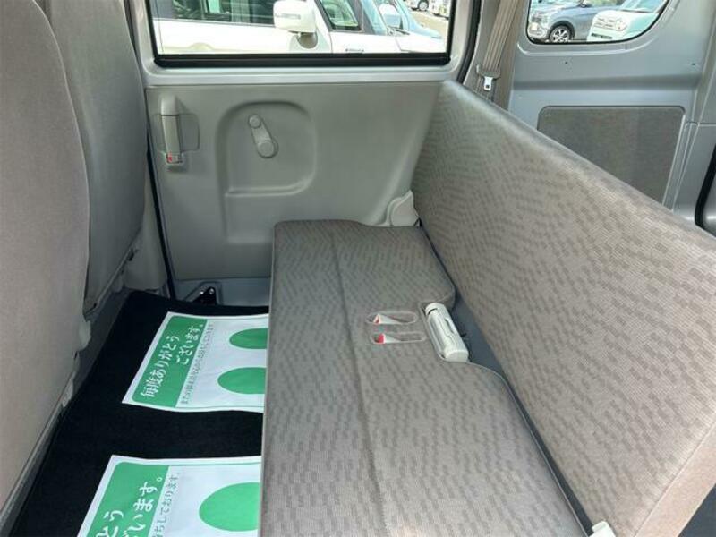 MINICAB VAN