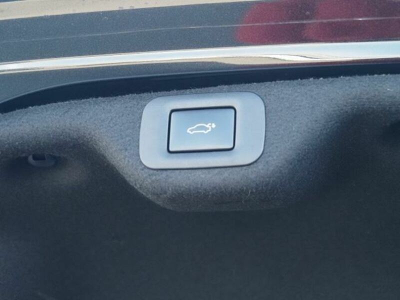 ES