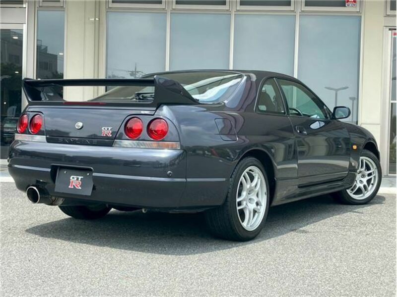 SKYLINE