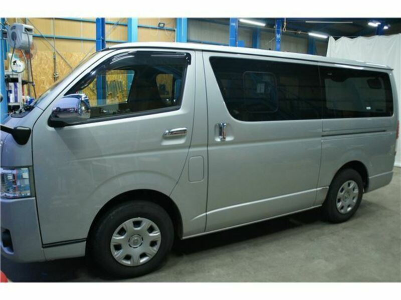 HIACE