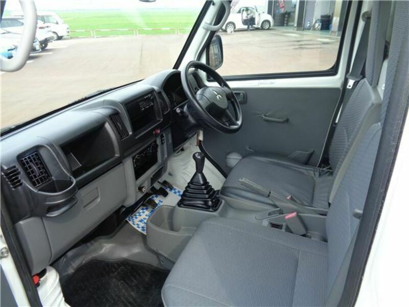 MINICAB TRUCK