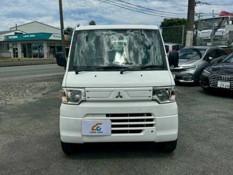 MINICAB TRUCK